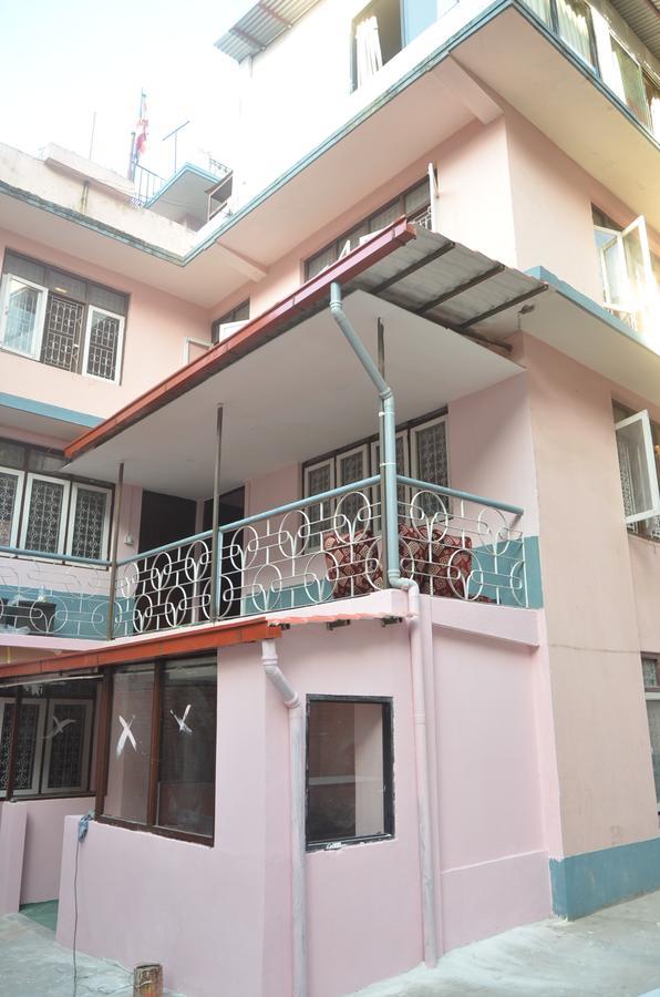 Mitra Garden Inn Kathmandu Exterior foto