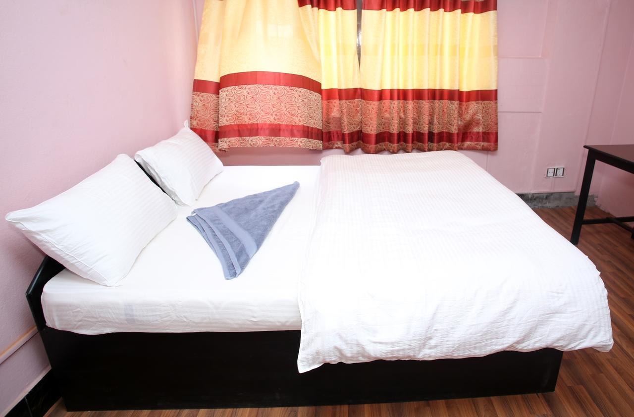 Mitra Garden Inn Kathmandu Exterior foto