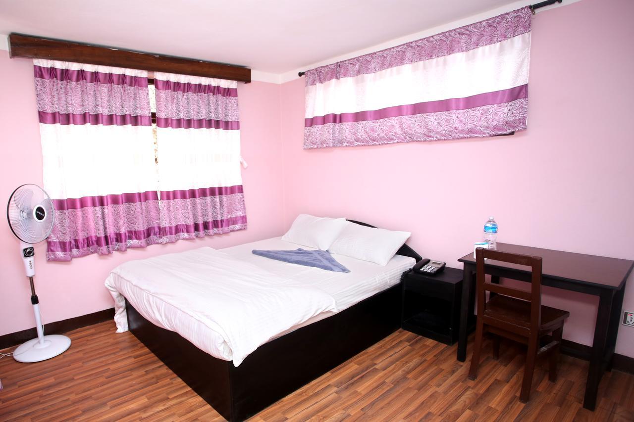Mitra Garden Inn Kathmandu Exterior foto