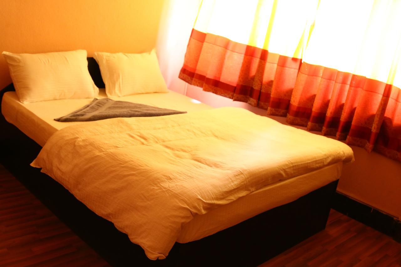Mitra Garden Inn Kathmandu Exterior foto